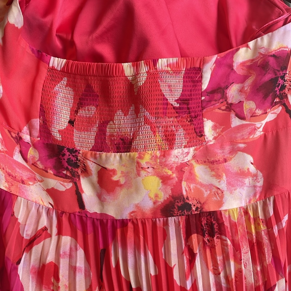 Eliza J Coral and Pink Floral Halter Maxi Dress - Picture 5 of 5